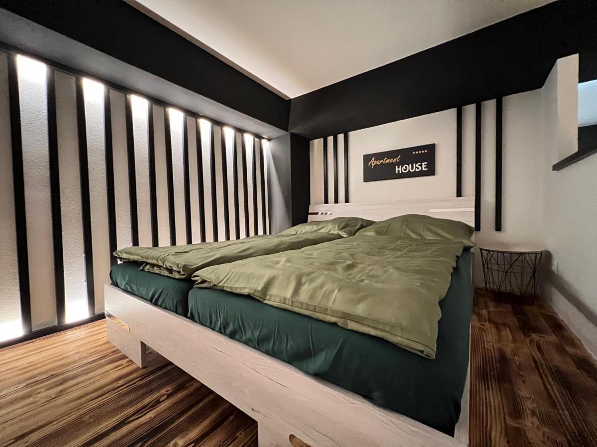 Apartment House Nova Dubnica ภายนอก รูปภาพ
